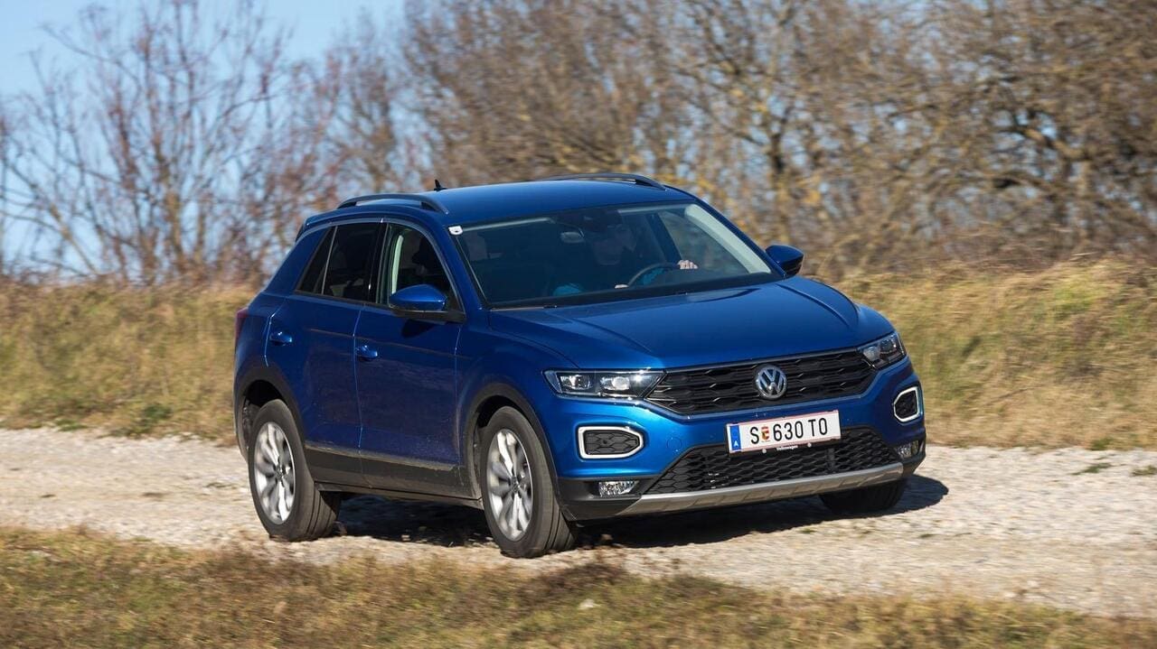 Frischer Wind aus Wolfsburg: Der hübsche Mini-SUV VW T-Roc gibt den neuesten Füller etwaiger Lifestyle-Lücken. Zum großen Test tritt er mit bewährtem Zweiliter-TDI, DSG und Allradantrieb an.